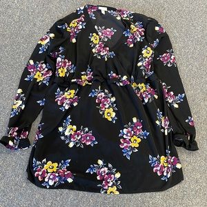 Black floral maternity blouse, long sleeve, L